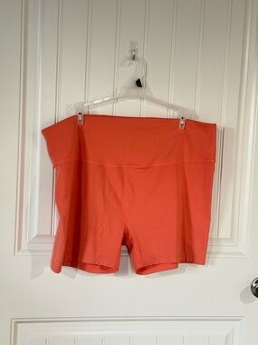 Women's High-Waist Performance Shorts - Coral